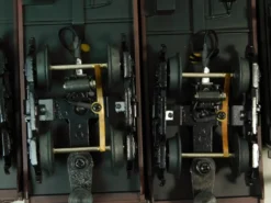 Used MTH 30-4038-1 6-8-6 Bantam Turbine Steam Passenger Train Set W/PS 2.0 W/Box -Lionel Shop mth llew 30 4038 1 08.jpg