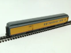 Used Golden Gate Depot NN-2110 UP Combine Heavy Weight Car (3-Rail W/Box)
