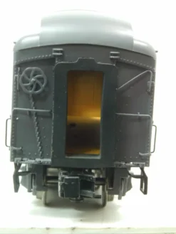 Used Golden Gate Depot NN-2110 UP Combine Heavy Weight Car (3-Rail W/Box) -Lionel Shop used goldengate nn 2110 07.jpg