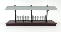 Lionel 6-24190 Station Platform W/Winter Trees W/Box -Lionel Shop used lionel 6 24190wtrees 05