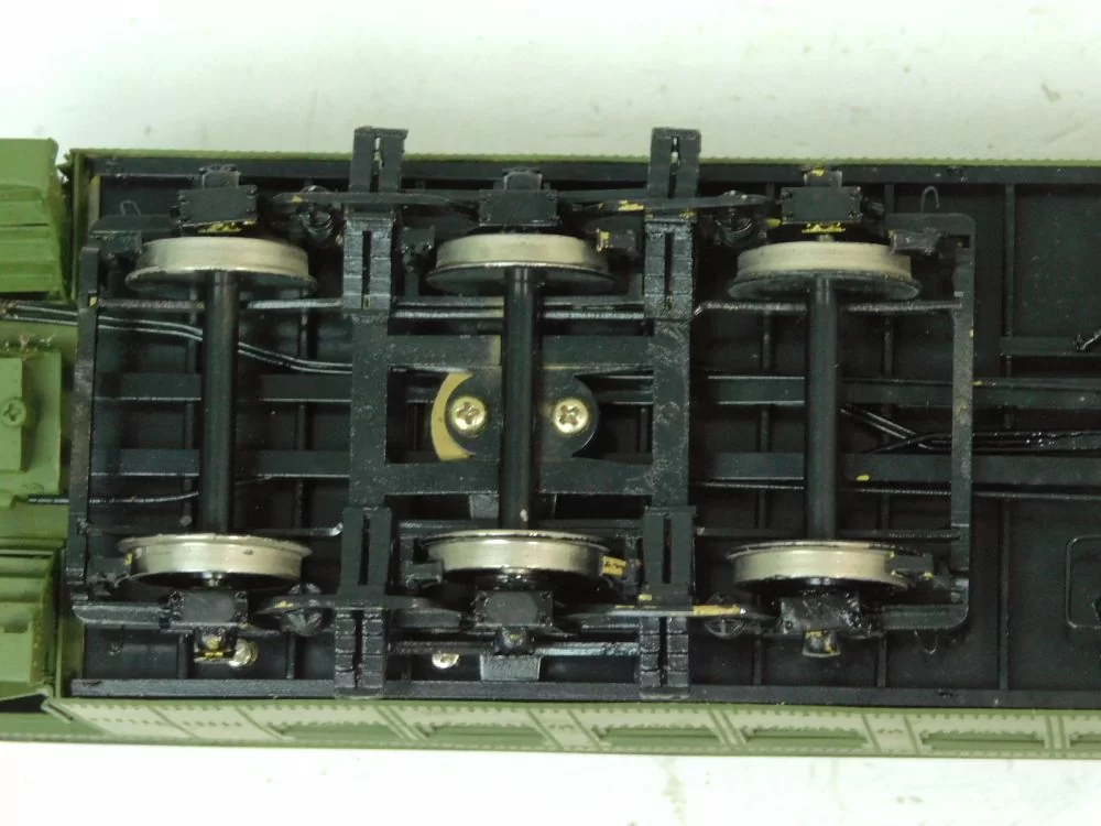 Used Precision Scale Co. 16031 O Scale Intermediate Passenger Car(Painted) Wo/Box 8 Used Precision Scale Co. 16031 O Scale Intermediate Passenger Car(Painted) Wo/Box - Image 6