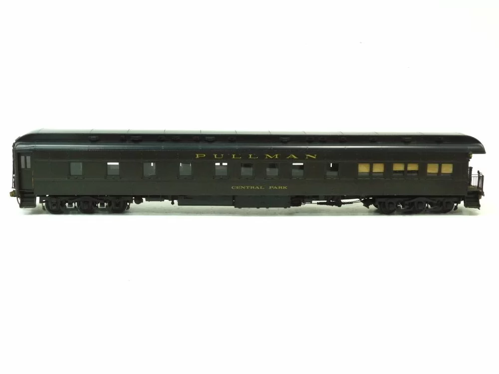 Used Precision Scale Company O Scale 2-Rail Brass Pullman Heavyweight Observation Car 'Central Park'' (No Box) 4 Used Precision Scale Company O Scale 2-Rail Brass Pullman Heavyweight Observation Car 'Central Park'' (No Box) - Image 2
